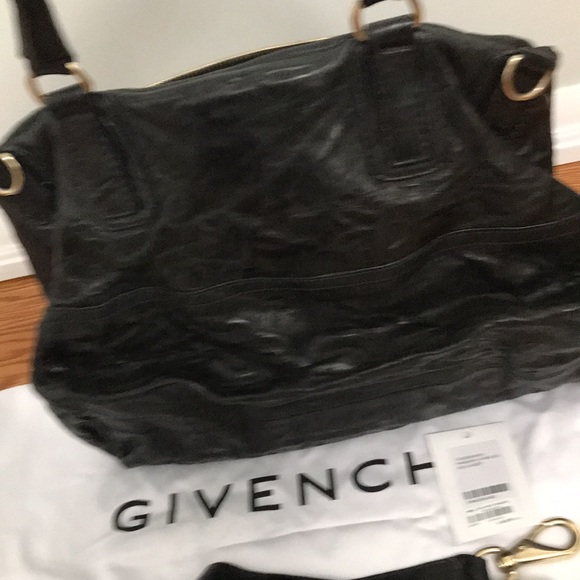 SOLD-Givenchy lrg Pandora in crinkled lamb leather - Picture 8 of 14